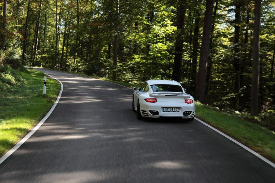  Porsche 911 Turbo by TechART 2011 года  (фото 3 из 4)